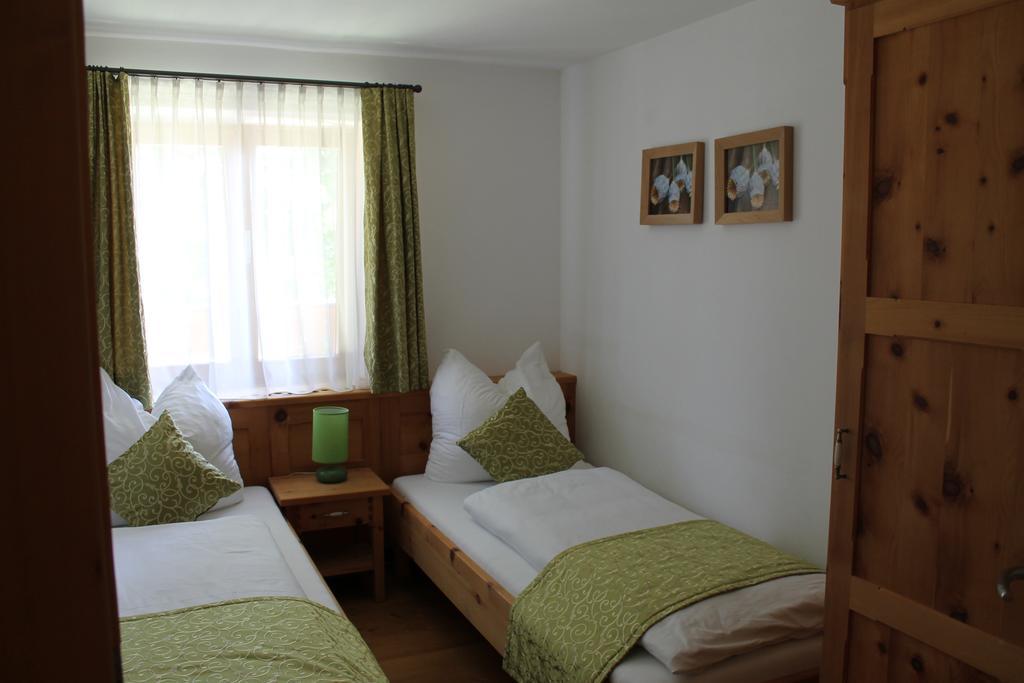 Villa Bauernhof Familie Knoblechner Nussdorf am Attersee Habitación foto